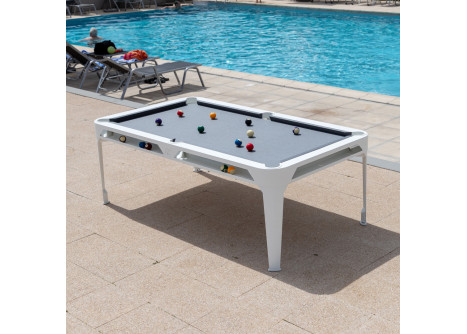 BILLARD HYPHEN IN / OUTDOOR